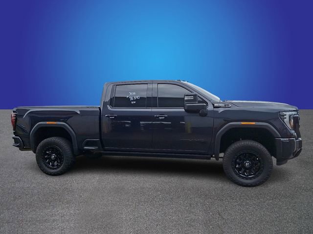 Used 2024 GMC Sierra 2500 AT4 w/ AT4 Premium Plus Package AWD/4WD image 4