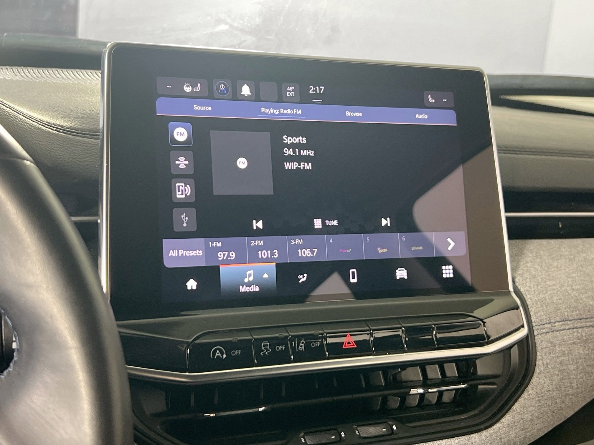 Used 2022 Jeep Compass Latitude w/ Convenience Group image 14