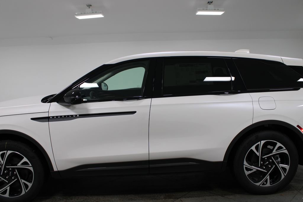 New 2026 Lincoln Nautilus Premier w/ Equipment Group 102A image 5