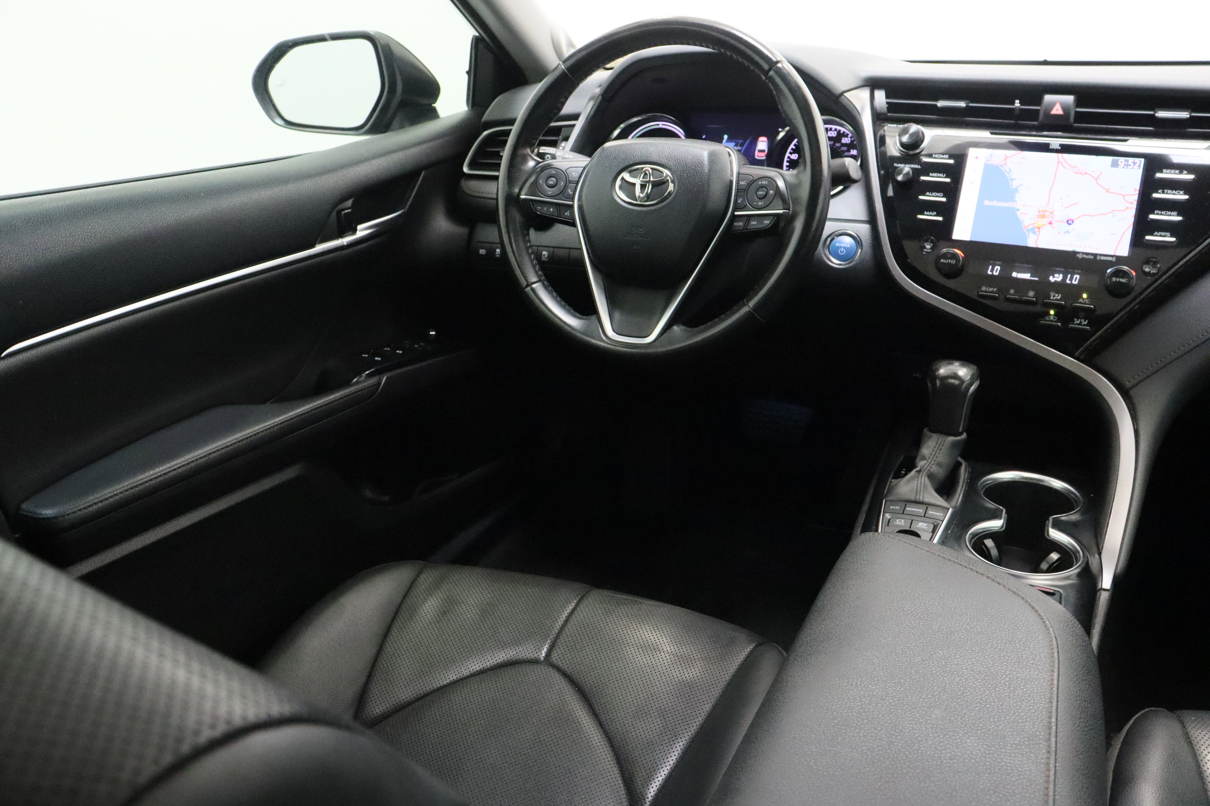 Certified 2020 Toyota Camry XLE w/ Driver Assist Package FWD image 33