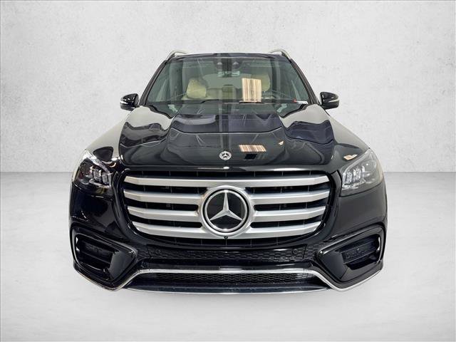 New 2026 Mercedes-Benz GLS 580 4MATIC image 2
