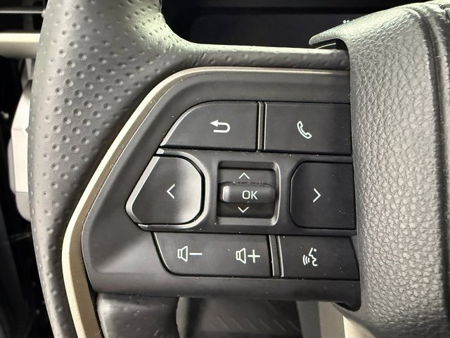 Used 2025 Toyota 4Runner TRD Off-Road Premium image 12