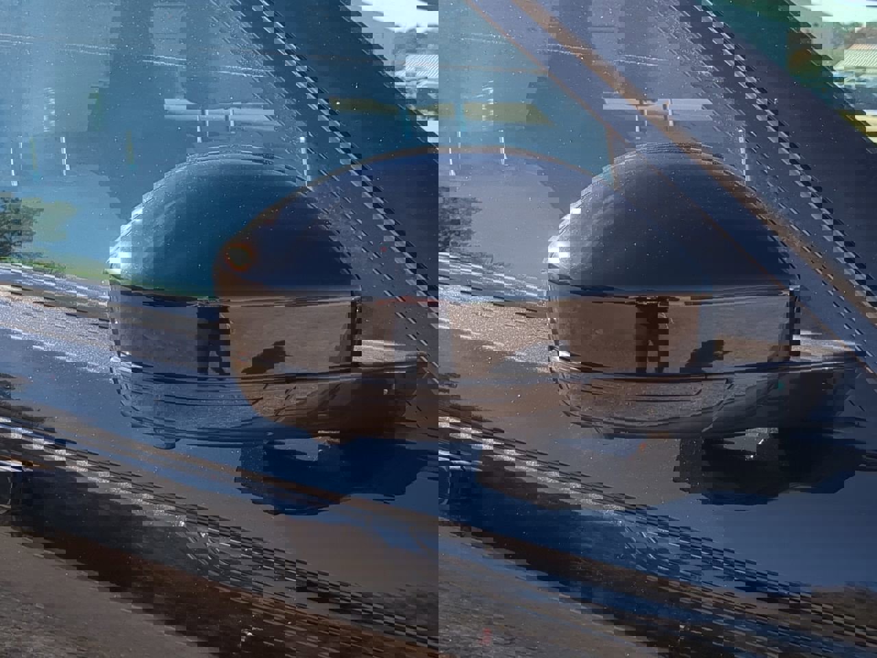 Used 2020 Land Rover Range Rover Velar R-Dynamic S image 10