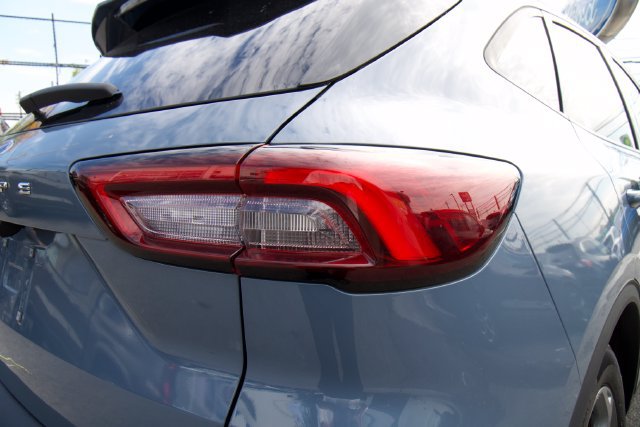 Certified 2025 Ford Escape ST-Line FWD image 12