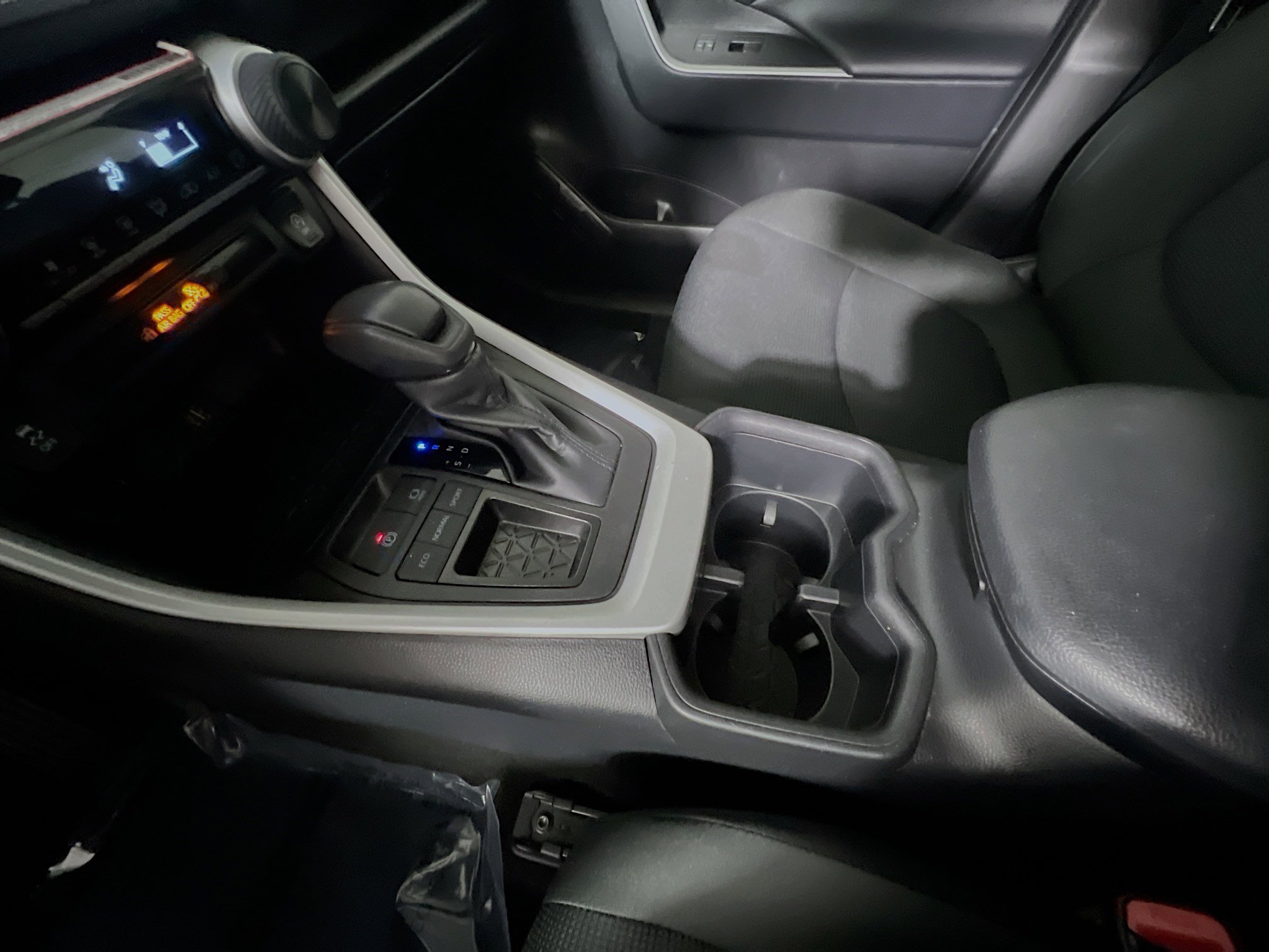 Used 2025 Toyota RAV4 LE image 24