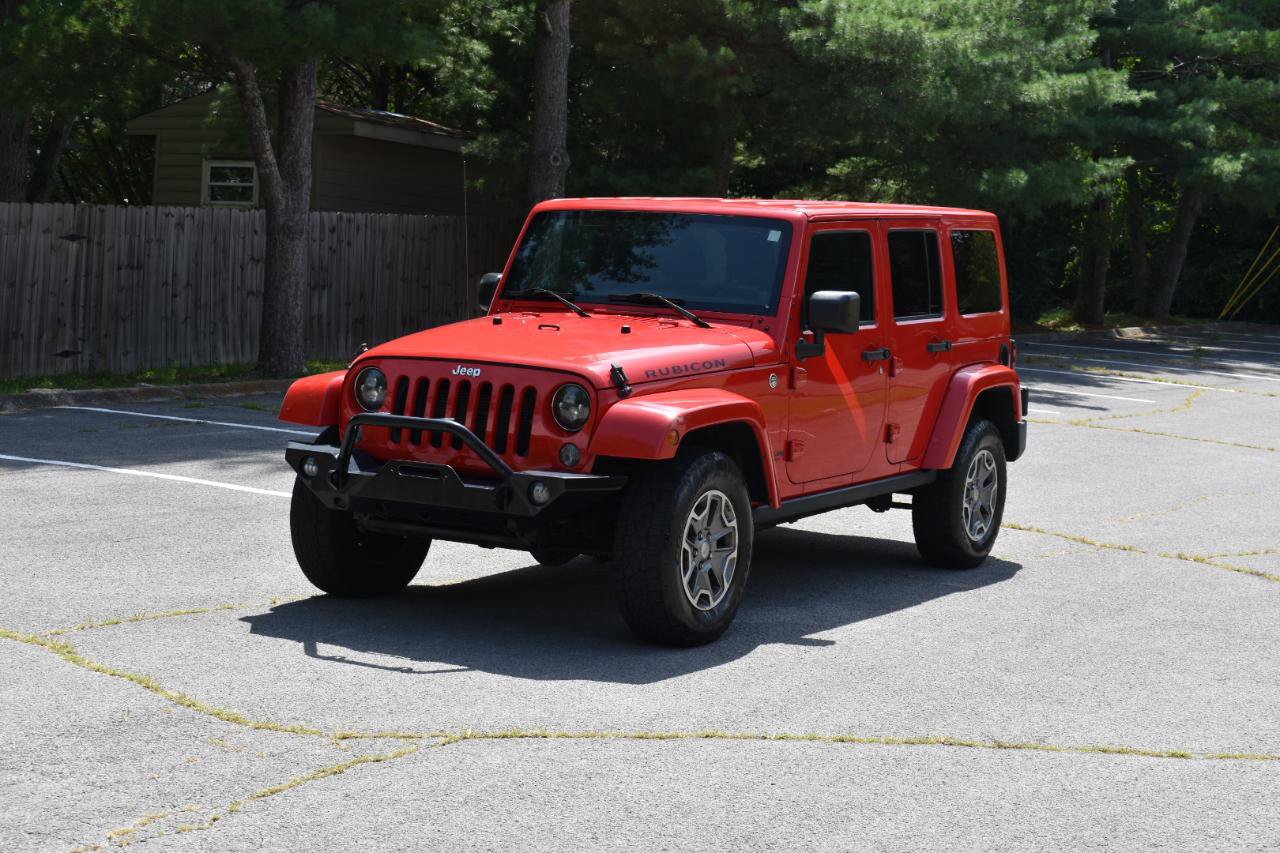 Used 2014 Jeep Wrangler Unlimited Rubicon w/ Connectivity Group AWD/4WD image 2