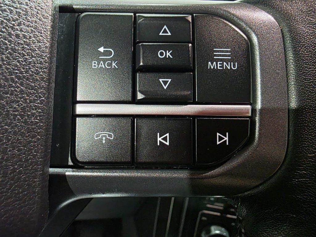 Used 2023 Ford F150 Lariat w/ Equipment Group 502A High image 6