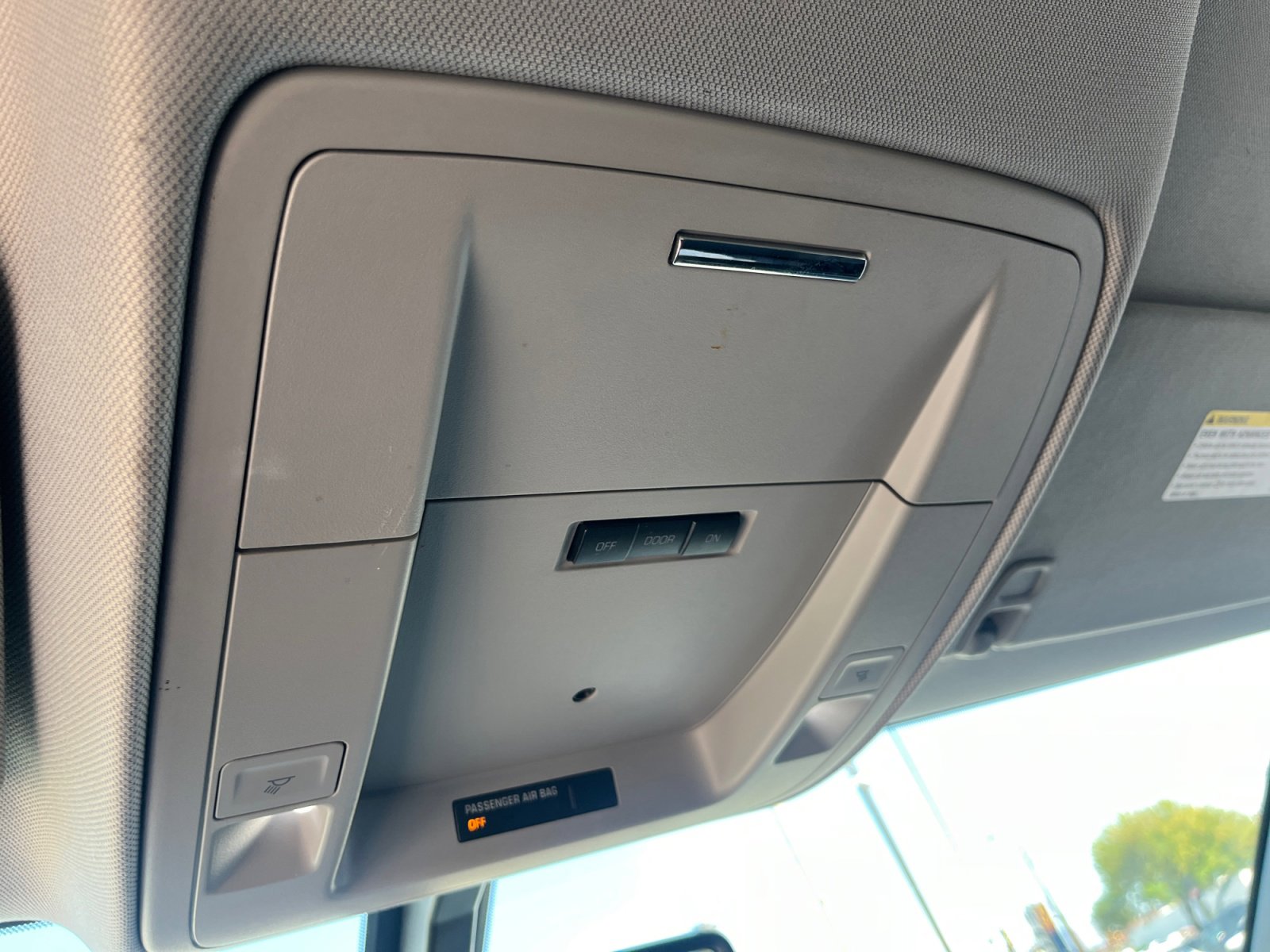 Used 2018 Chevrolet Silverado 1500 LT RWD image 31