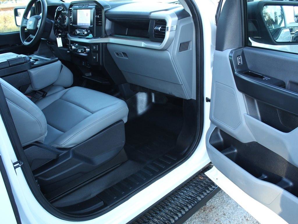 Used 2022 Ford F150 XL w/ Equipment Group 101A High RWD image 23