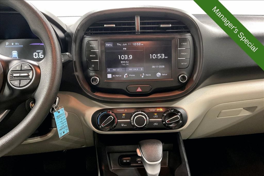 Used 2025 Kia Soul LX w/ LX Technology Package FWD image 7