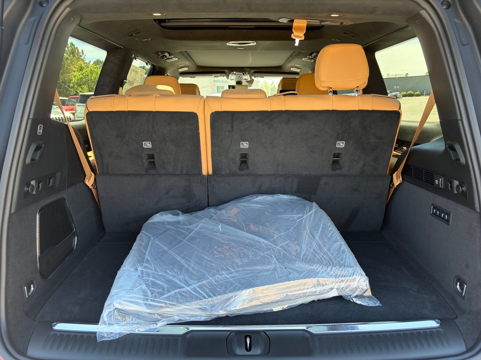 New 2026 Jeep Grand Wagoneer Summit AWD/4WD image 34