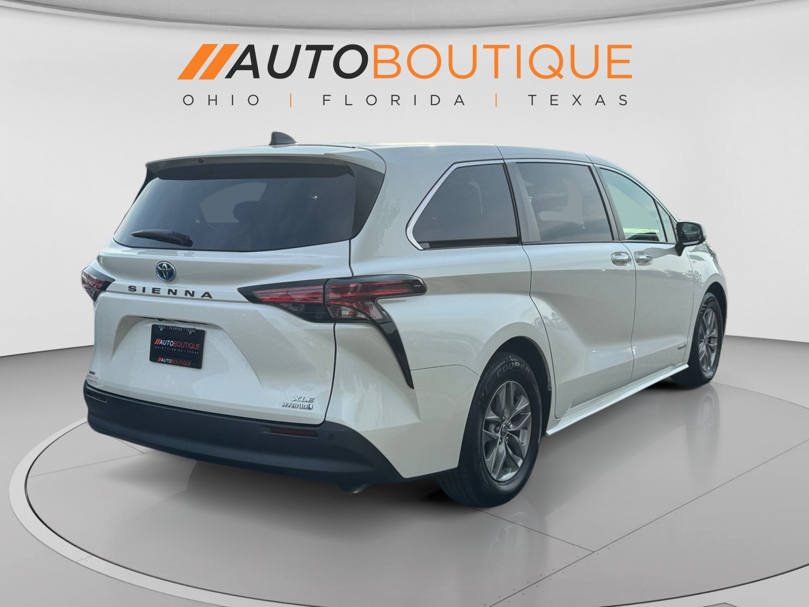 Used 2021 Toyota Sienna XLE AWD/4WD image 6