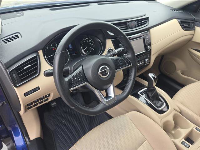 Used 2020 Nissan Rogue SV FWD image 10