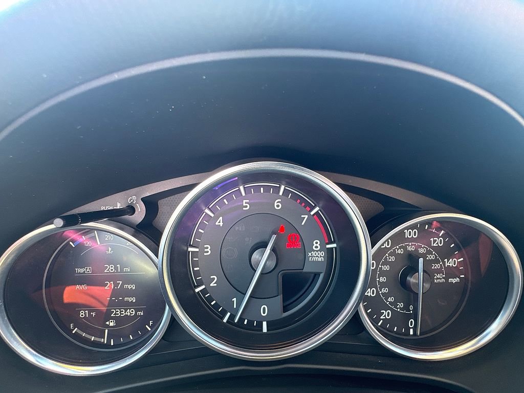 Used 2018 MAZDA MX-5 Miata RF Club RWD image 10