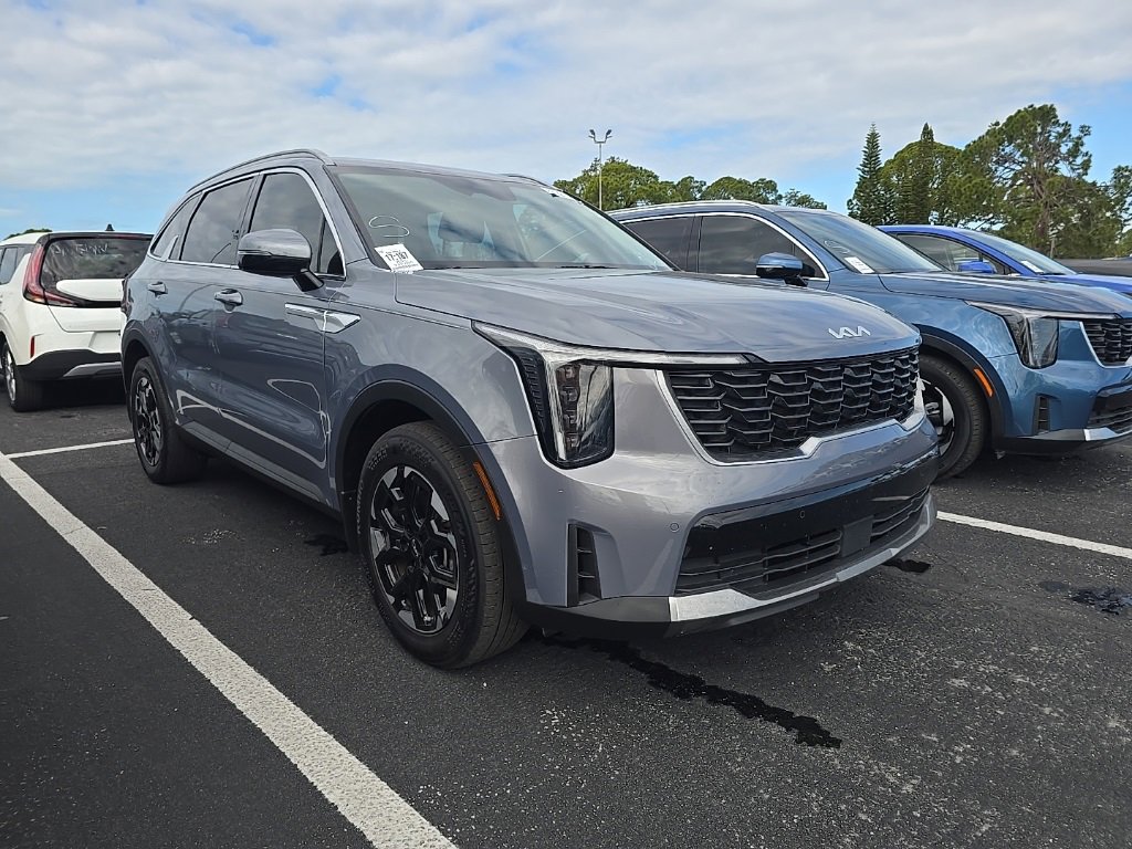 Certified 2025 Kia Sorento S