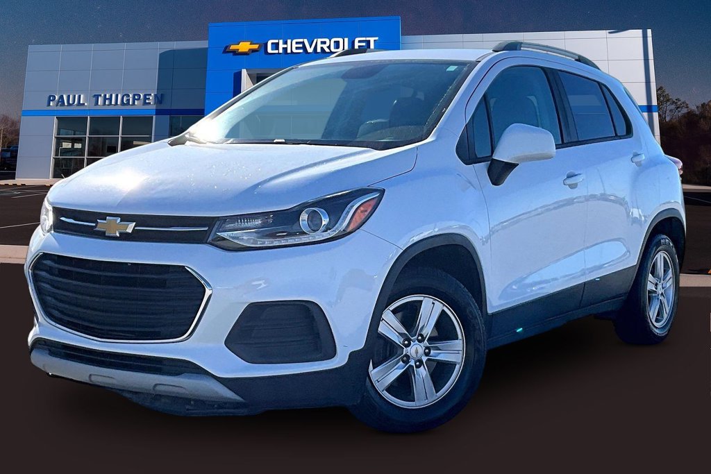 Used 2021 Chevrolet Trax LT w/ Premium Seat Package FWD image 4