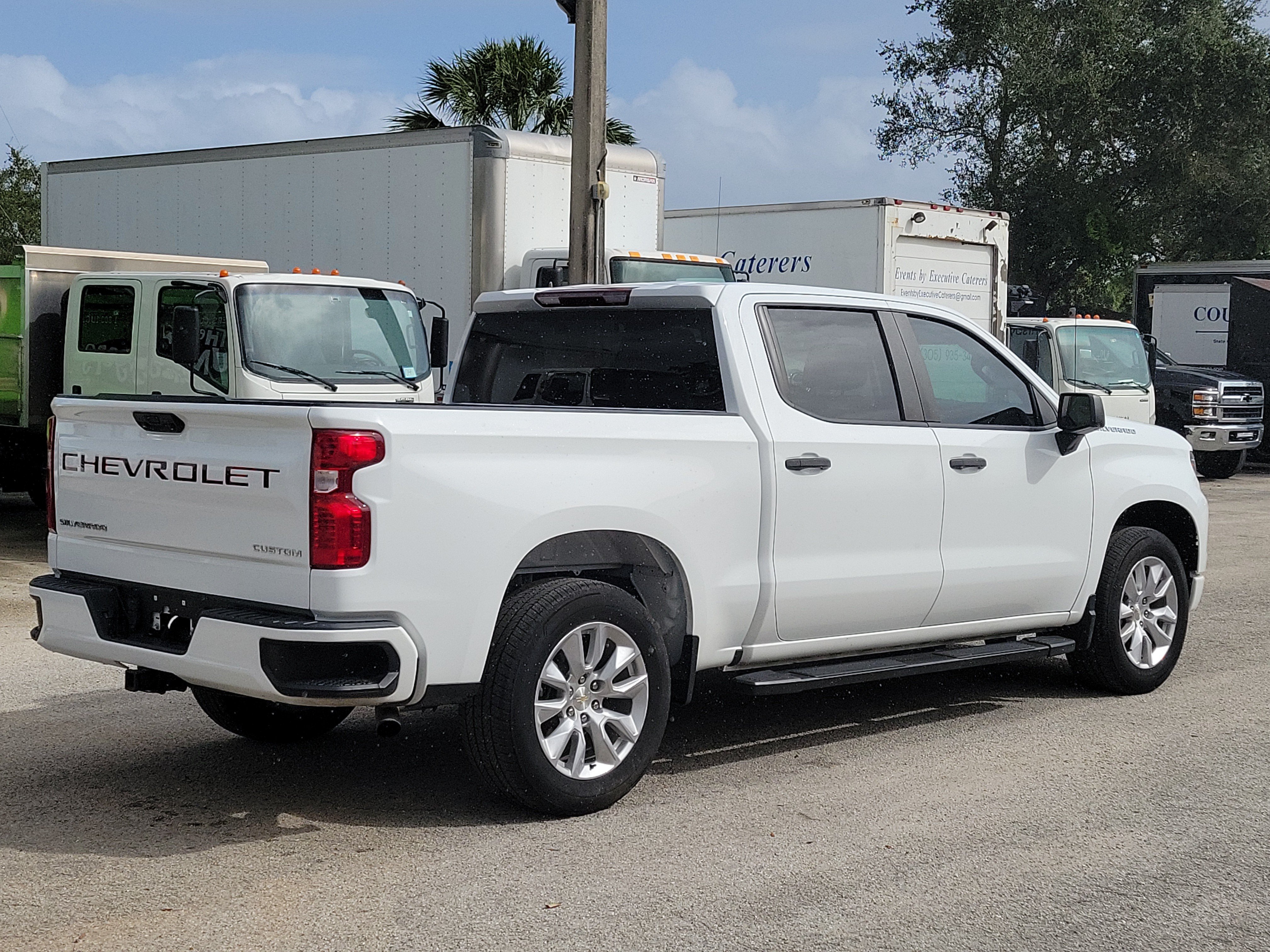 Used 2023 Chevrolet Silverado 1500 Custom RWD image 5