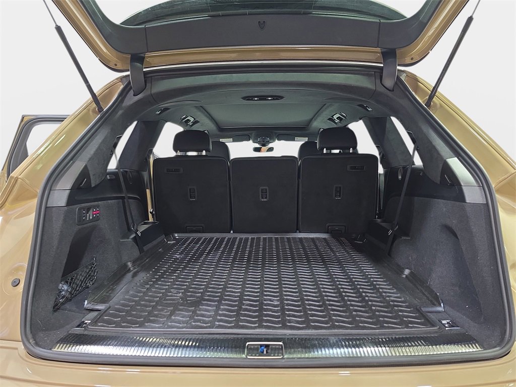 Used 2025 Audi Q7 3.0T Prestige w/ Prestige Package image 14