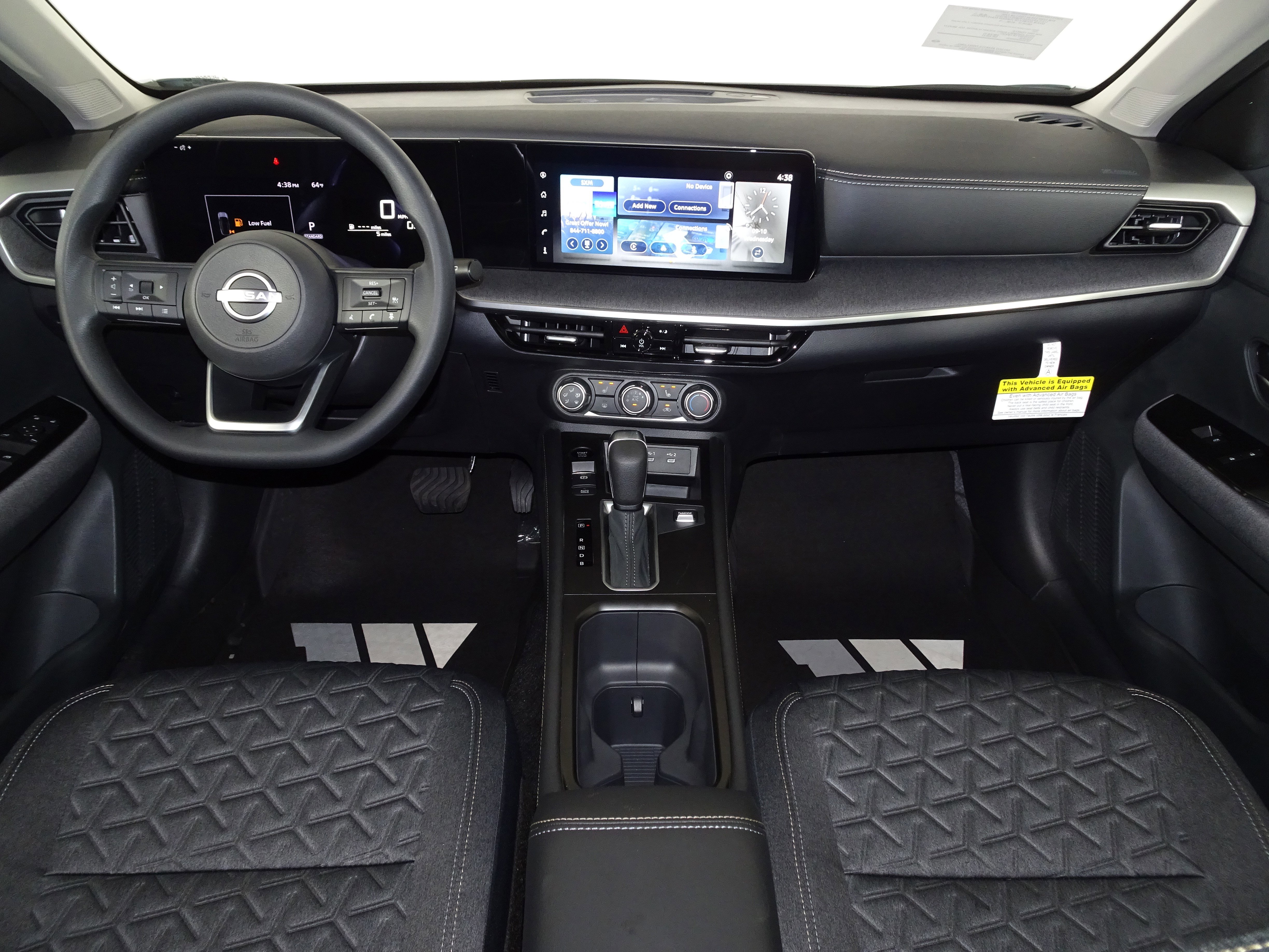 New 2025 Nissan Kicks SV w/ SV Premium Package image 10