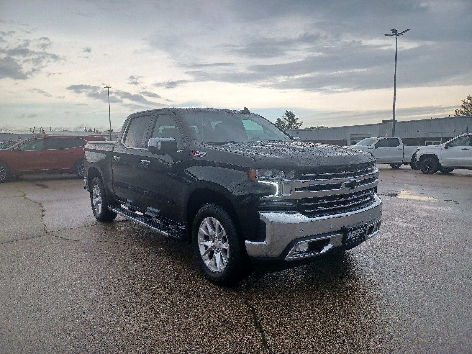 Used 2022 Chevrolet Silverado 1500 LTZ w/ Z71 Off-Road Package AWD/4WD image 7