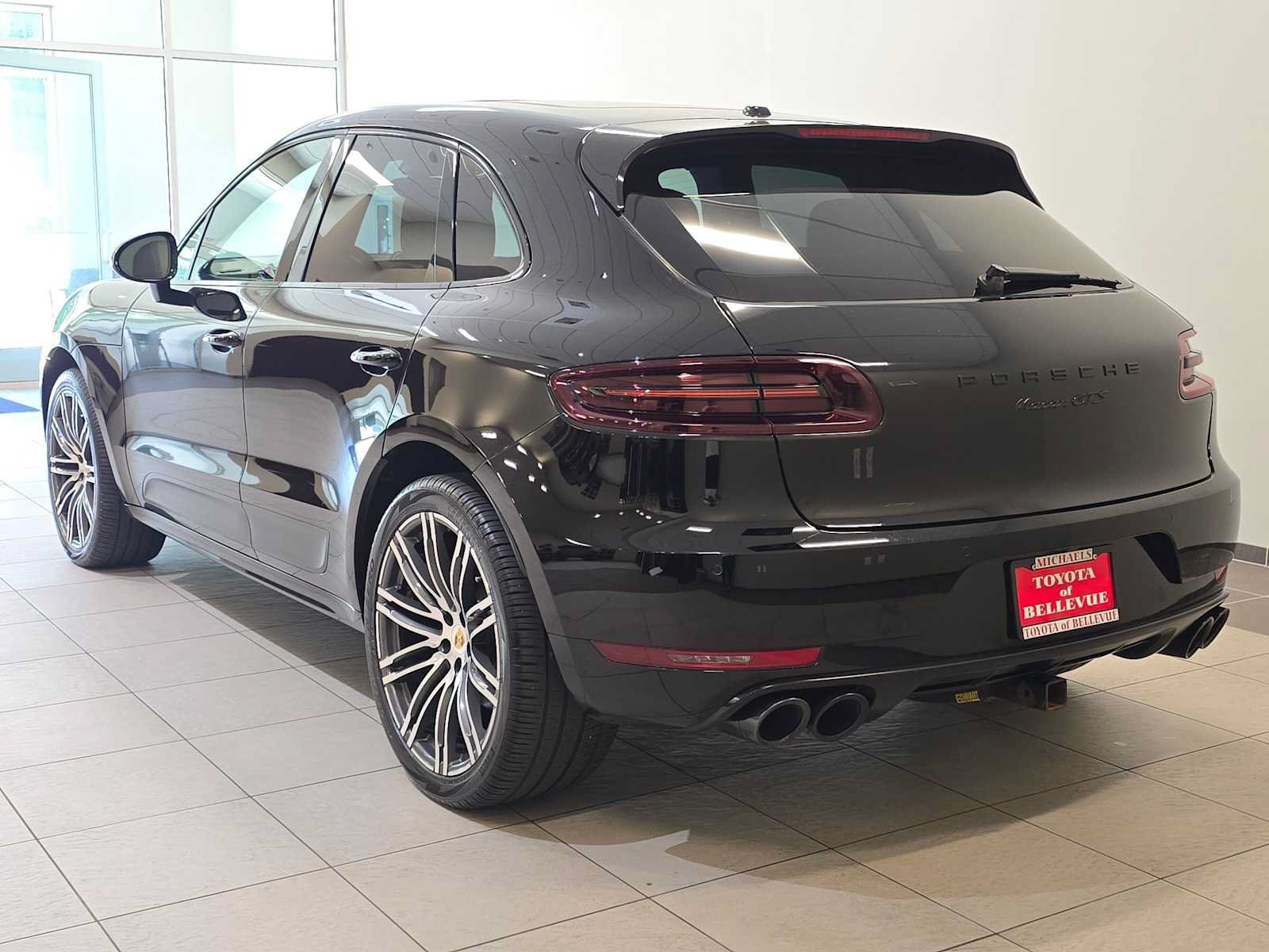 Used 2017 Porsche Macan GTS AWD/4WD image 4