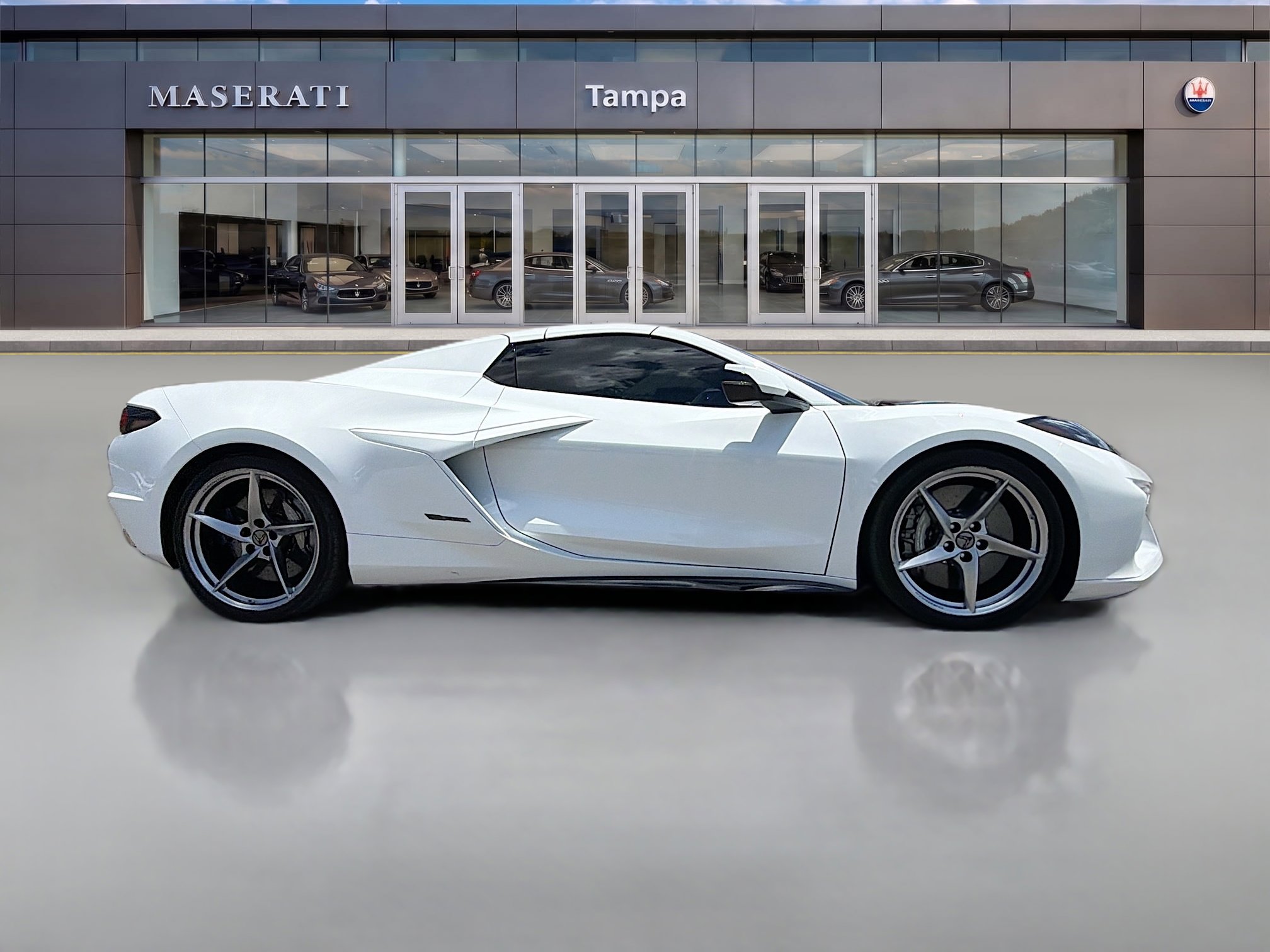 Used 2024 Chevrolet Corvette E-Ray AWD/4WD image 2