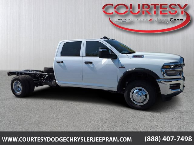 New 2026 RAM 3500 Tradesman AWD/4WD image 1