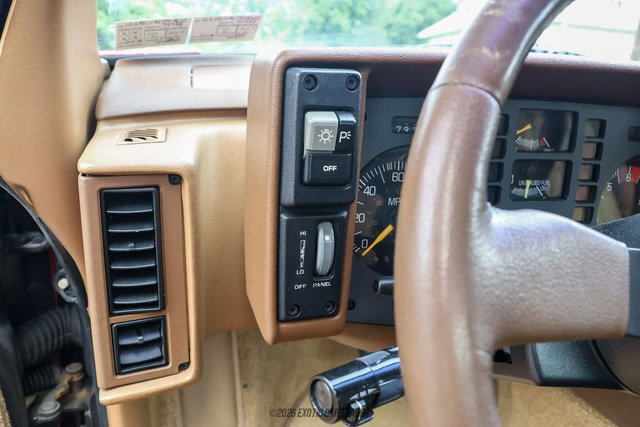 Used 1988 Pontiac Fiero GT RWD image 31