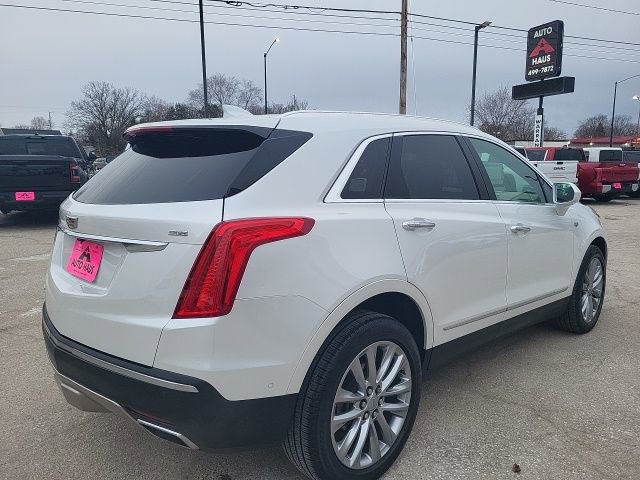 Used 2017 Cadillac XT5 Platinum w/ Driver Assist Package image 5