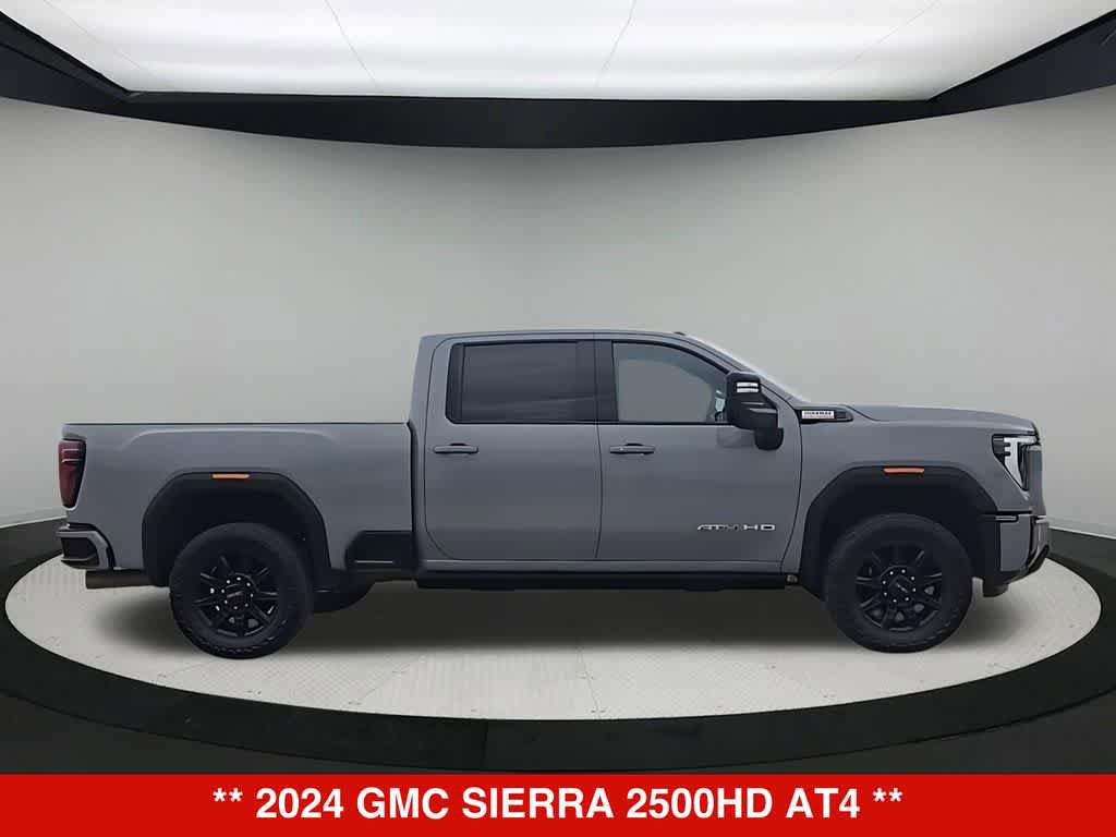 Used 2024 GMC Sierra 2500 AT4 w/ AT4 Premium Plus Package AWD/4WD image 9