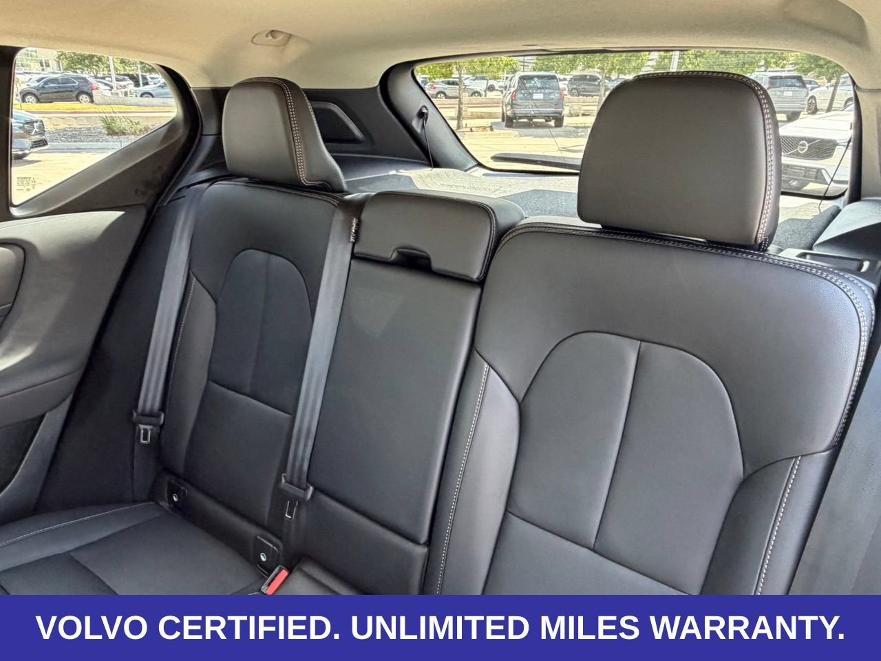 Certified 2026 Volvo XC40 B5 Plus AWD/4WD image 33