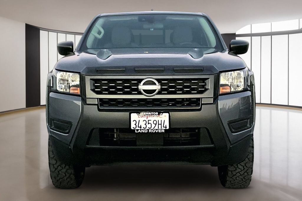 Used 2025 Nissan Frontier S RWD image 2