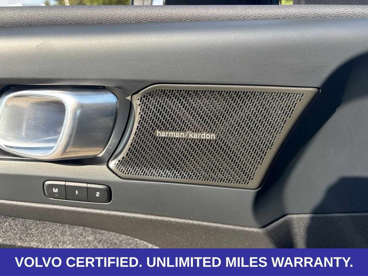 Certified 2023 Volvo C40 P8 Recharge Ultimate w/ Protection Package Premier AWD/4WD image 19