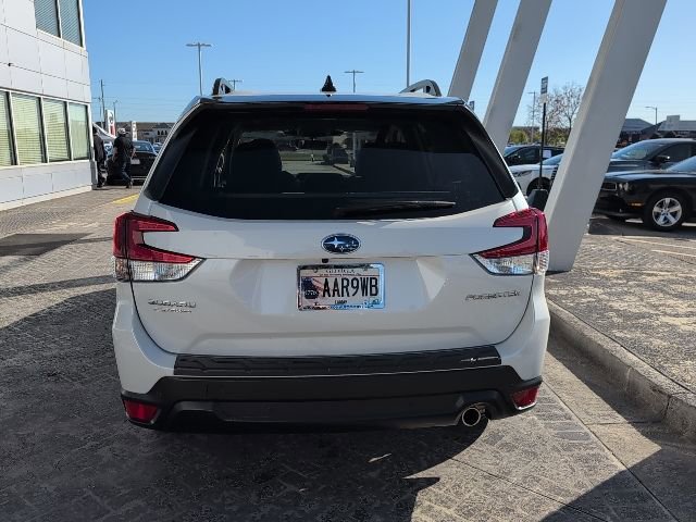 Used 2024 Subaru Forester Limited image 13