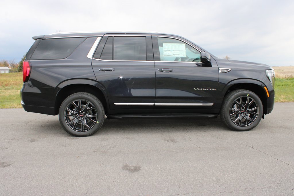 New 2026 GMC Yukon Elevation image 8
