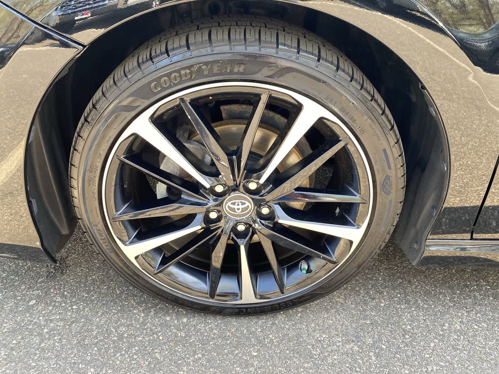Used 2019 Toyota Camry XSE image 13