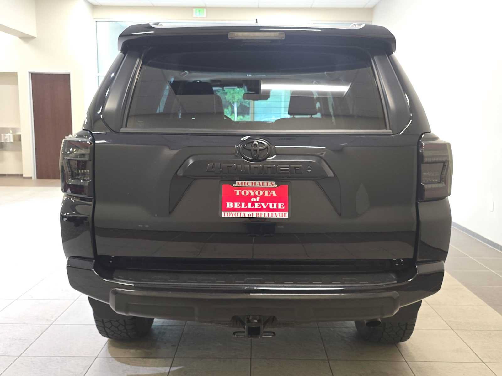 Certified 2023 Toyota 4Runner TRD Off-Road Premium w/ Moonroof Package AWD/4WD image 5