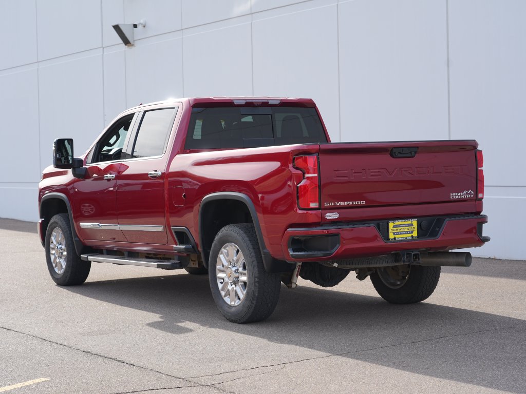 Used 2025 Chevrolet Silverado 3500 High Country w/ High Country Premium Package AWD/4WD image 6