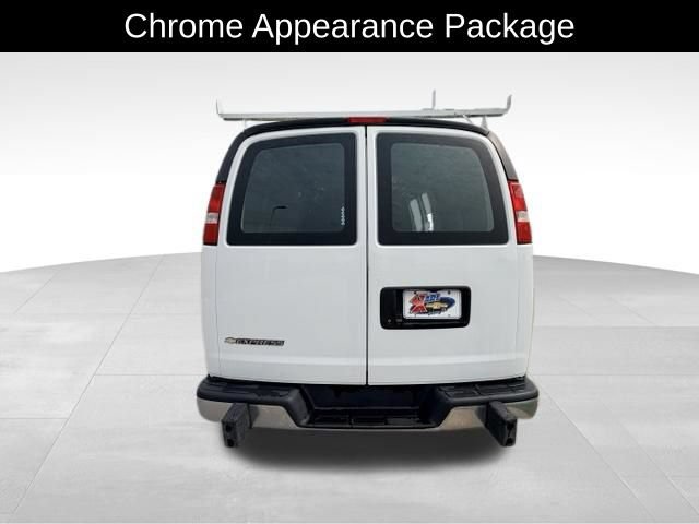 Used 2022 Chevrolet Express 2500 w/ Driver Convenience Package RWD image 6