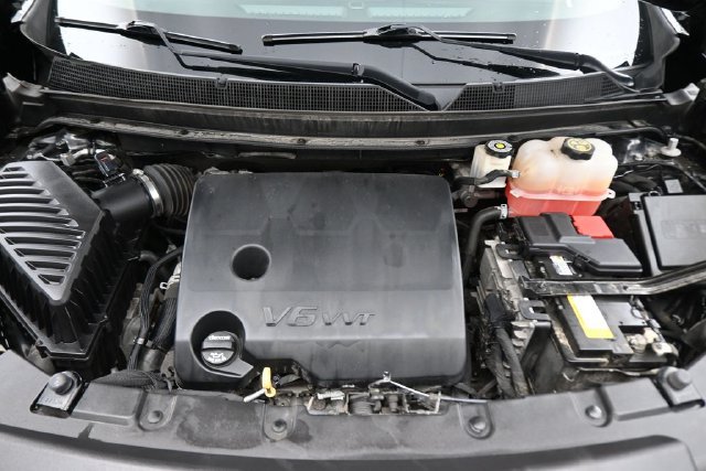 Used 2021 Chevrolet Traverse LT FWD image 20