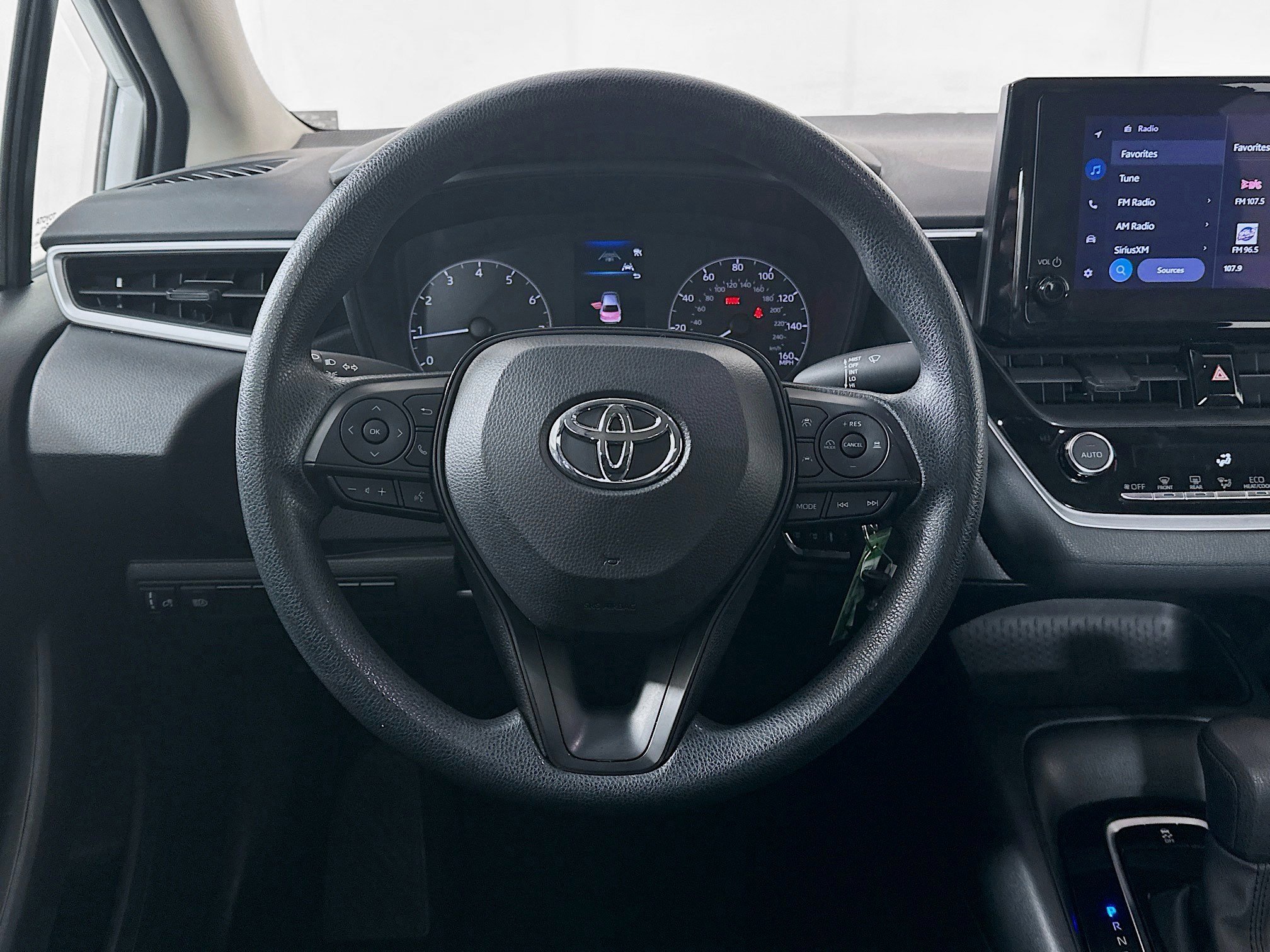 Used 2024 Toyota Corolla LE image 17