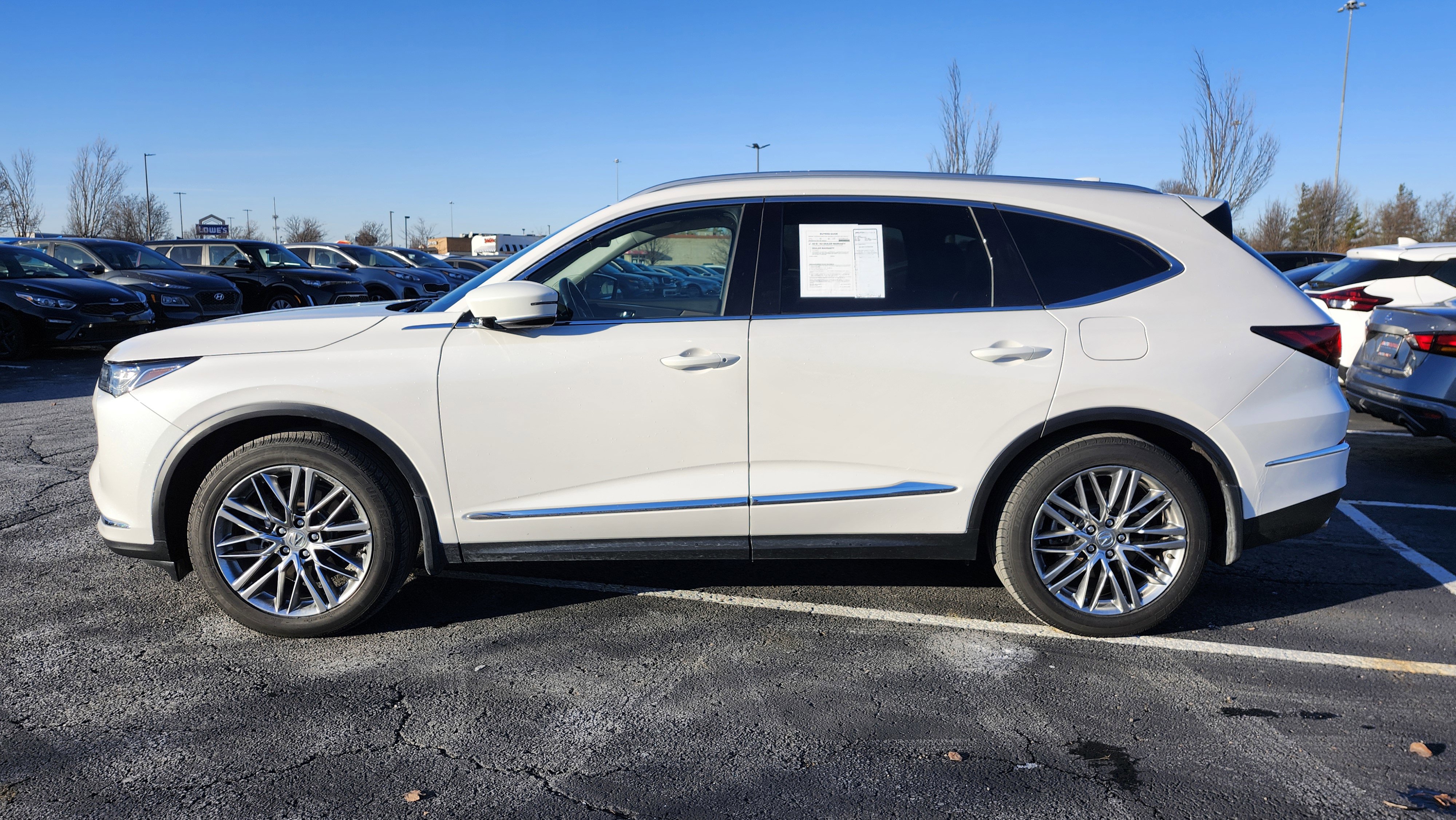 Used 2024 Acura MDX SH-AWD w/ Advance Package image 17