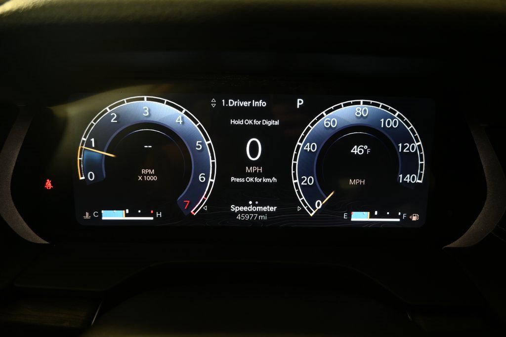 Used 2023 Jeep Grand Cherokee Limited w/ Black Appearance Package image 25