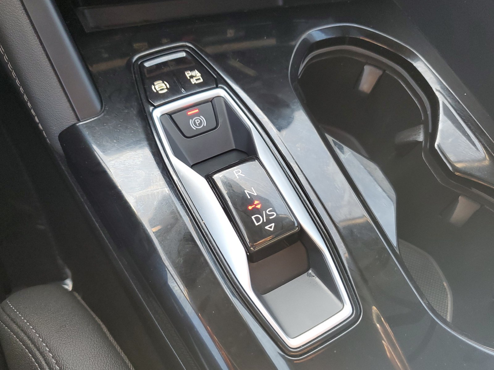 Used 2025 Audi Q5 Premium w/ Premium Plus AWD/4WD image 25