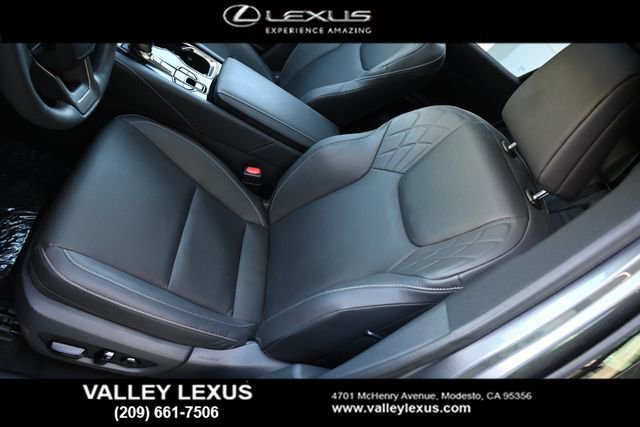 Certified 2023 Lexus RX 350 AWD w/ Accessory Package (K3) image 17