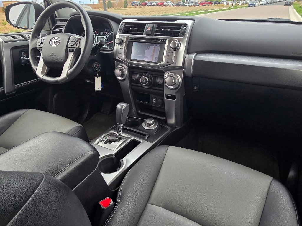 Used 2016 Toyota 4Runner SR5 Premium image 26