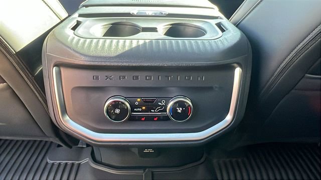 New 2026 Ford Expedition Max Platinum w/ Stealth Appearance Package AWD/4WD image 17