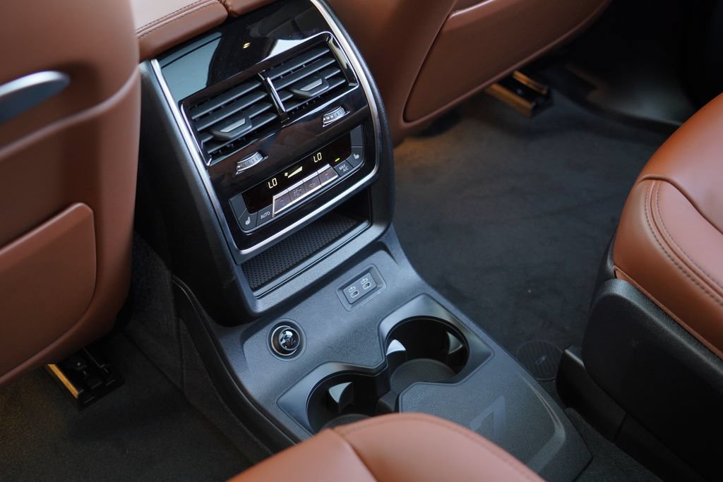 New 2027 BMW X7 xDrive40i AWD/4WD image 34