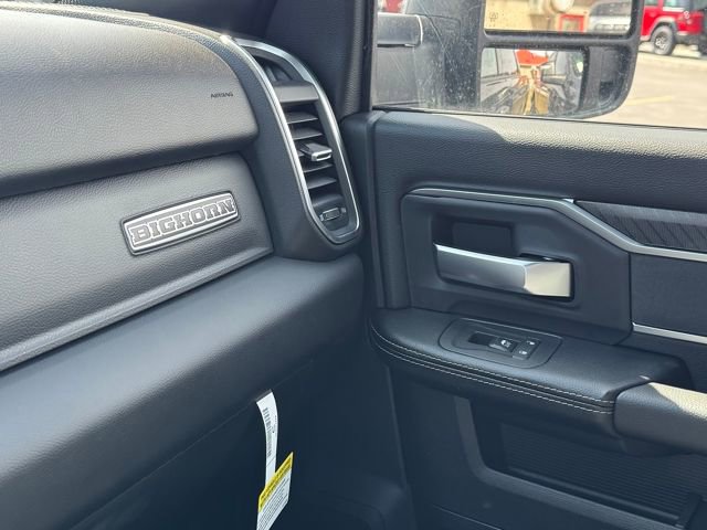 New 2026 RAM 2500 Big Horn AWD/4WD image 41