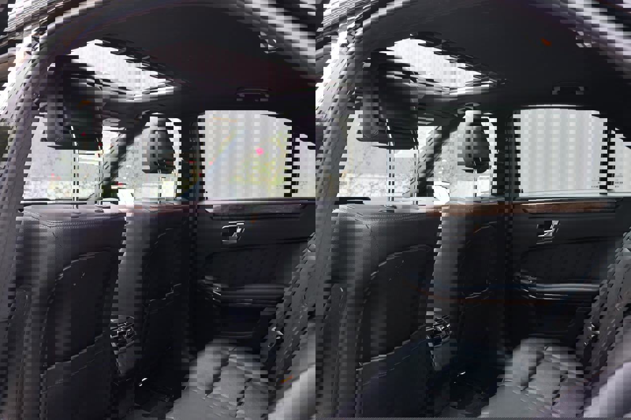 Used 2013 Mercedes-Benz E 350 Sedan image 34